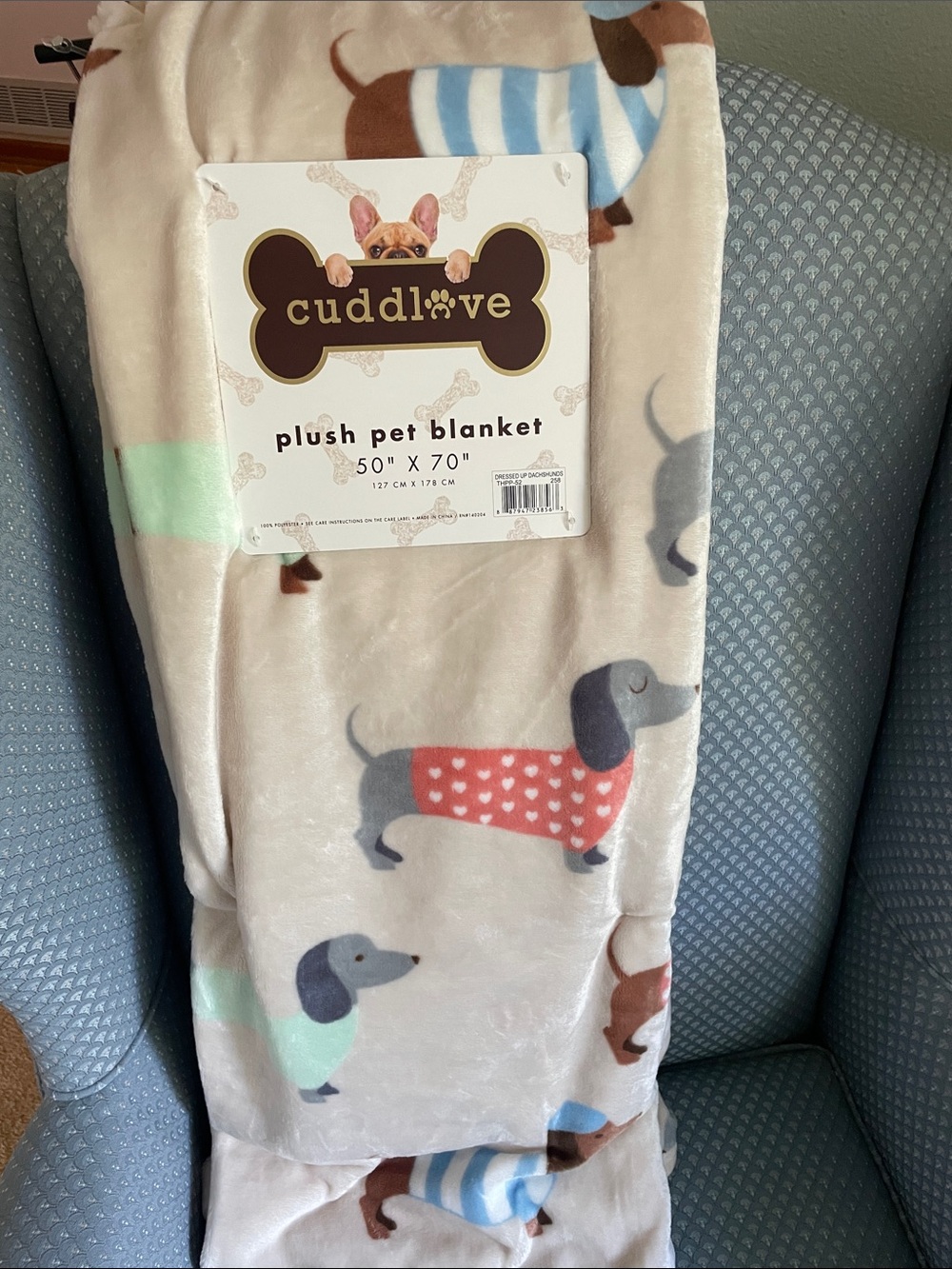Cuddlove dachshund themed throw  Blanket - Cream Dachshund Print
